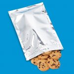 100-bolsa-pouch-plana-con-cierre-metalizada-plateada-240-grs-D_NQ_NP_626177-MLM27800201178_072018-F